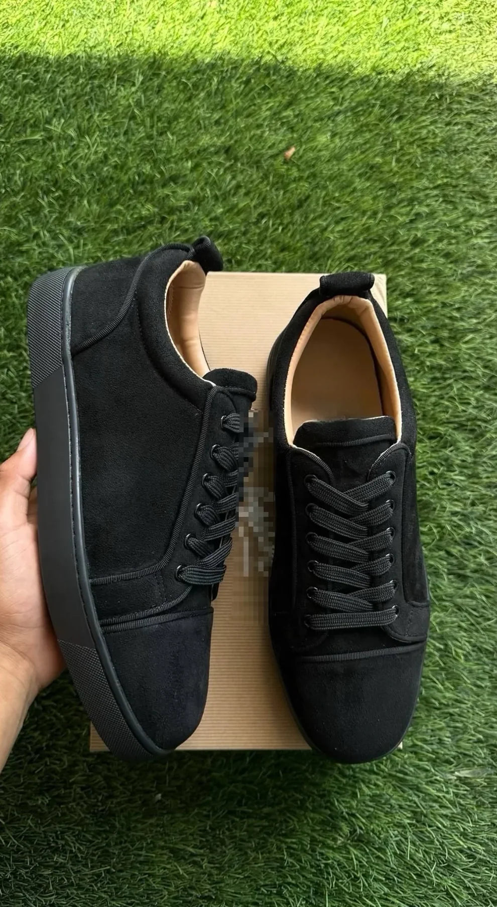 LB Suede